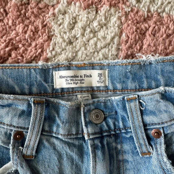 Abercrombie & Fitch Jeans, Size 26/2 short - Picture 2 of 3